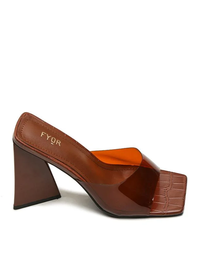 فايور Texture Pyramid Heel Sandal, CMJ 04